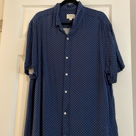 Men’s Blue Button Down Shirt * - Picture 1 of 4